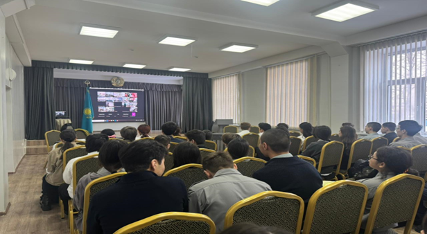 Террорлық іс-әрекет пен қауіпті байқаған жағдайда не істеу керек?